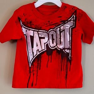 Tapout red short sleeved tee shirt